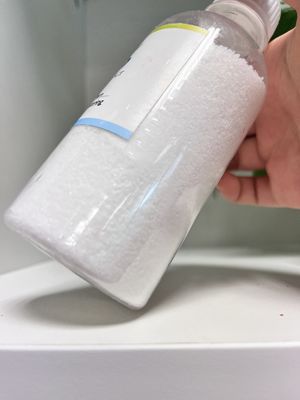 掘削流体/退屈な丸薬産業のためのカチオン性ポリアクリルアミド CPAM の高粘度剤 CAS 9003-05-8 PAM
