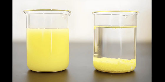 無色または淡い色 粘着性液体 消色化化学物質 純度 ≥50% プラスチック製造用