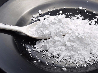 2.15 G/cm3 密度 工業環境における水分管理を有効にする乾燥剤粉