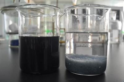 通常の条件下では安定 脱色 化学物質 臭いがなく 効果的な布の清掃のための解決策