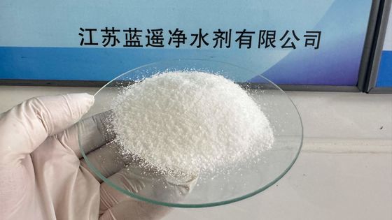 固体外見 水処理 アニオンカチオンと高いイオン電荷を持つポリアクリラミド
